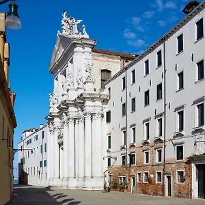 Albergue Amdg, Veneza